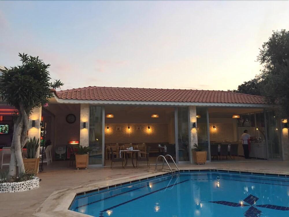 Bronze Hotel Ölüdeniz Exterior foto